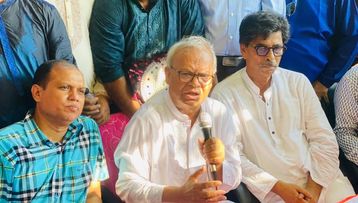 https://daily-bangladeshmirror.com/post/piar-mane-jngner-sathe-prtarna-kra-rijvee